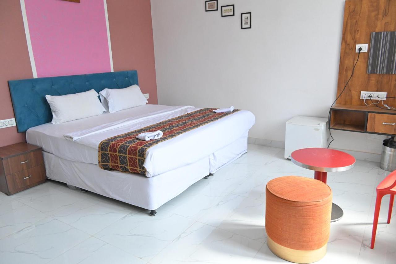 Hotel Apni Haveli Udaipur Eksteriør billede